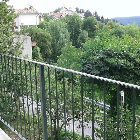 Casa Delle Rose Apartment Roa Marenca